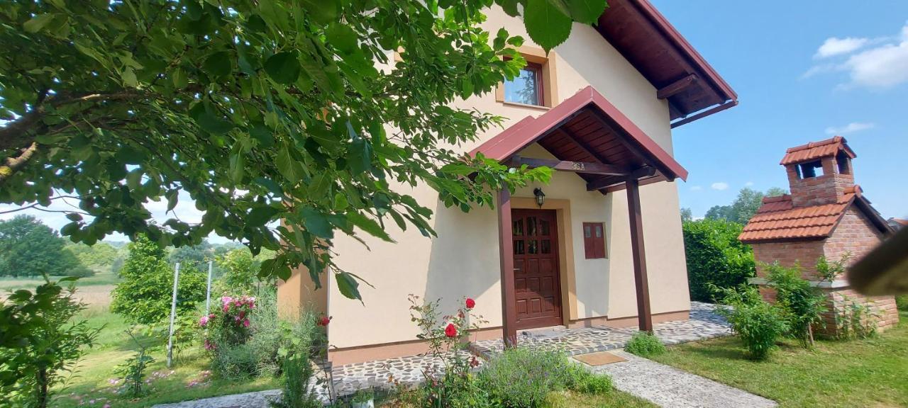 Holiday House And Apartments Vale Duga Resa Exterior photo
